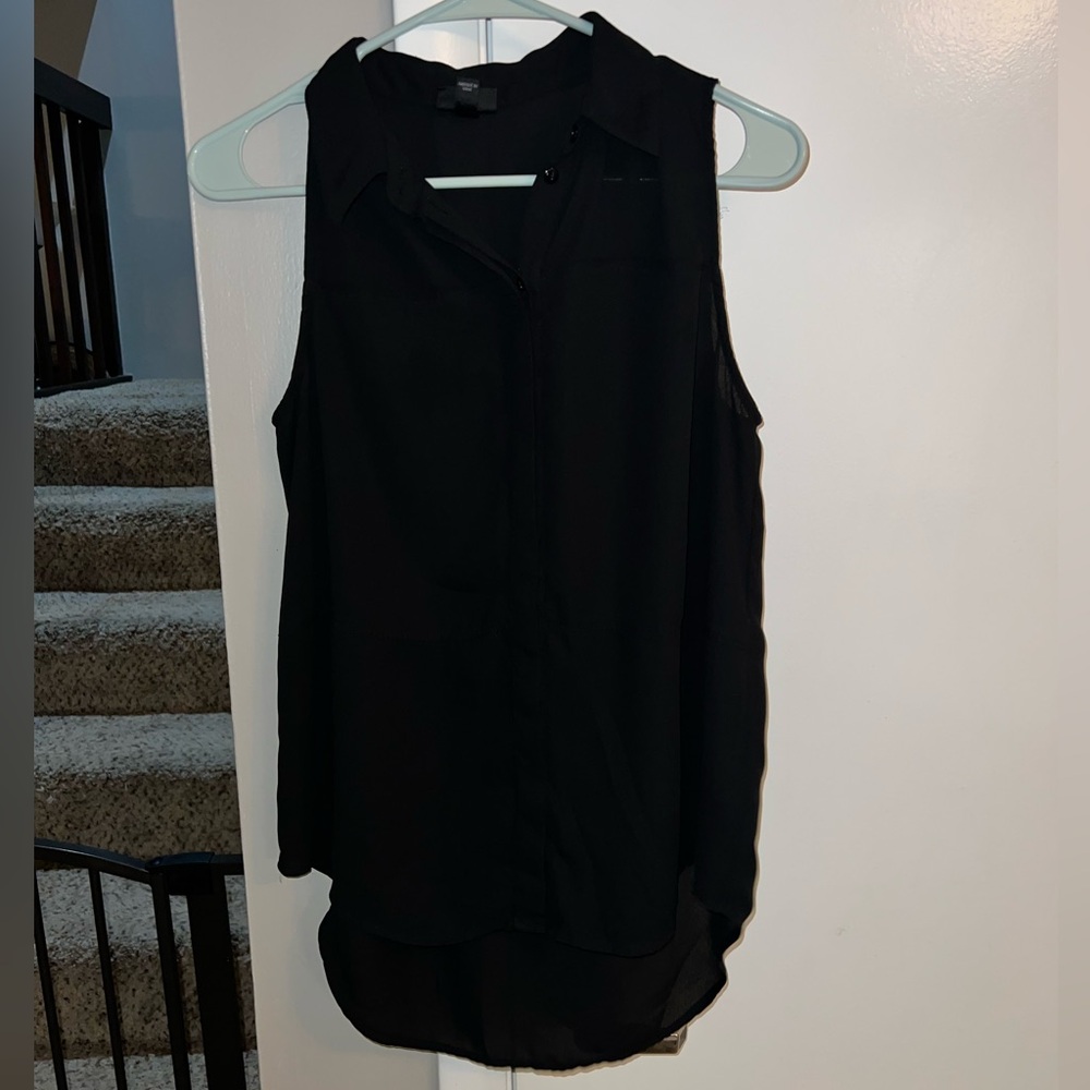 Women’s Massimo blouse, black in color, size 6